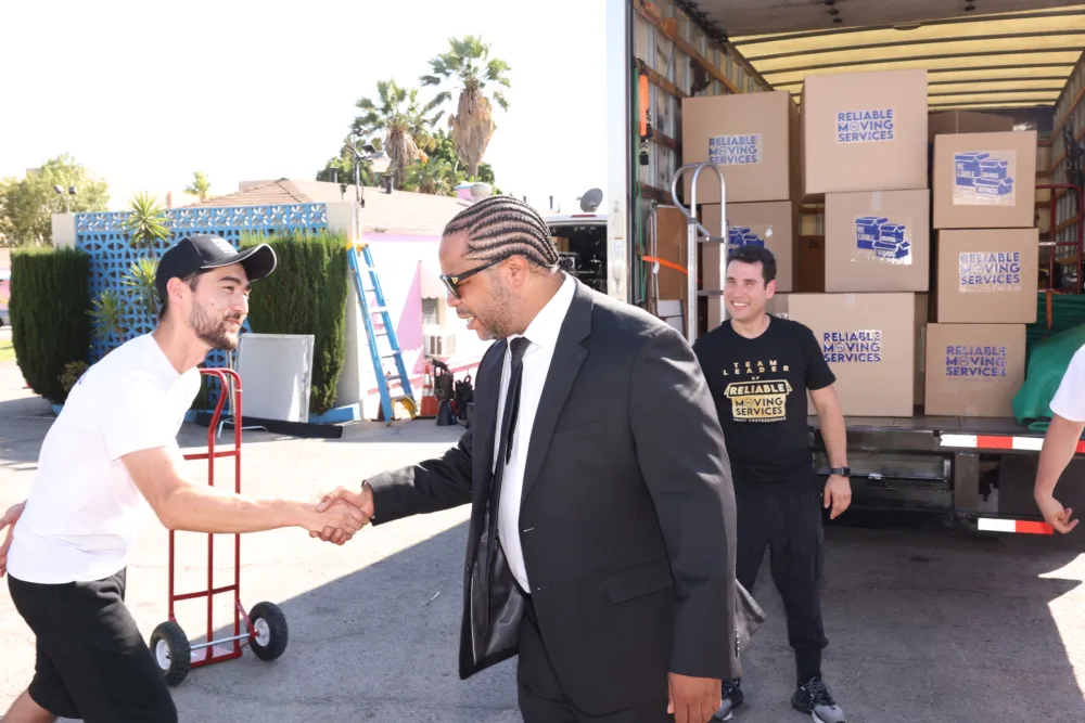 Reliable Moving Services licensed, insured crew on a Los Angeles job.