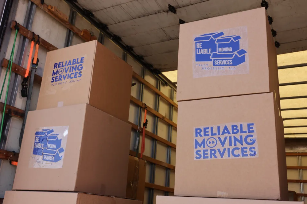 Reliable Moving Services crew following a structured loading process on a Los Angeles move.